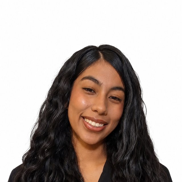 Ana Garcés, Desarrollo